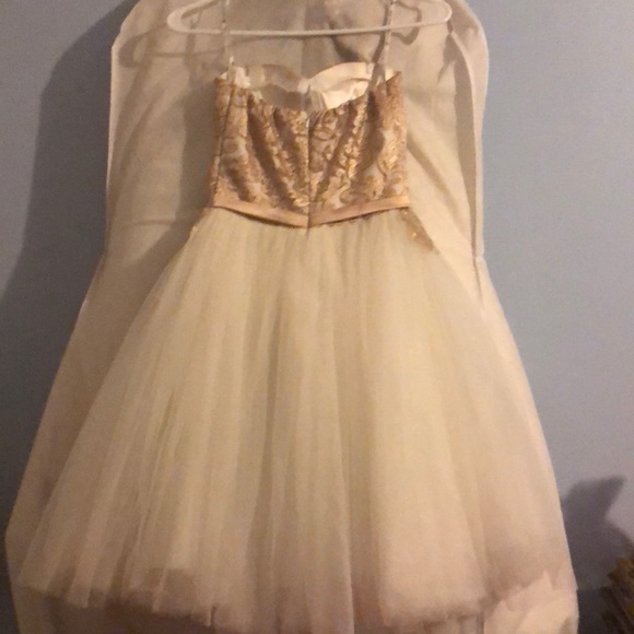 Dress - Picture 2 of 2